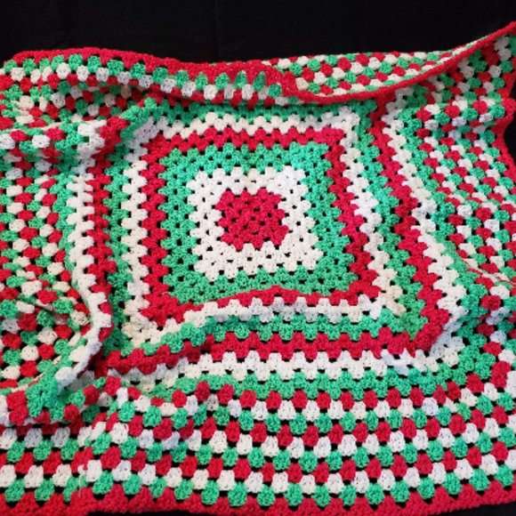 Crochet Holiday Time Baby Blanket/New - Picture 1 of 5
